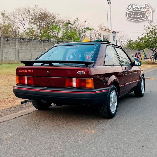 ESCORT XR3 1.6 - 1987/88 (PLACA PRETA)